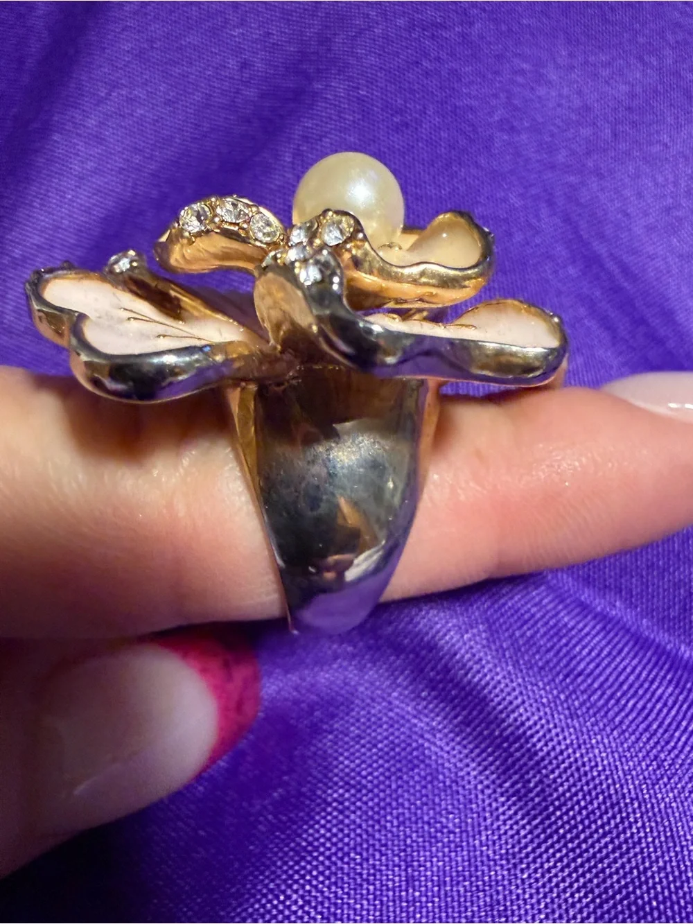Park Lane Cream Enamel Flower Ring Size 7 New